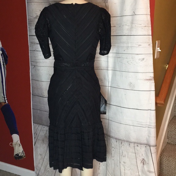 BCBGMAXAZRIA NWT BLACK  lace linedbSTRUCTURED Fishtail BODY CON DRESS - Picture 1 of 10